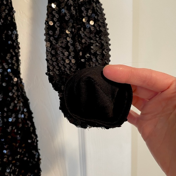 *WILL ACCEPT ANY OFFER* Forever 21 Sequin Bodycon Mini Dress Size S - Picture 4 of 5